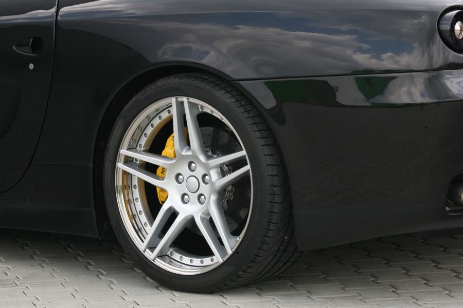  Ferrari 612 Scaglietti by Novitec Rosso 2010 года  (фото 10 из 23)